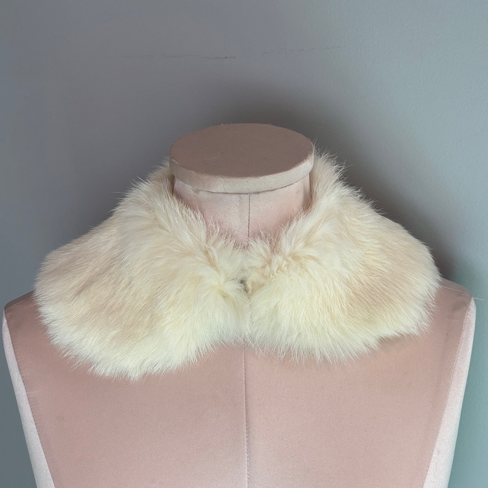 Vintage Fur Collar White/Cream Color